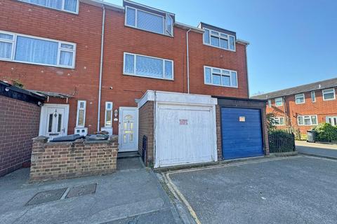 4 bedroom terraced house for sale, Herbert Road,  London, E17