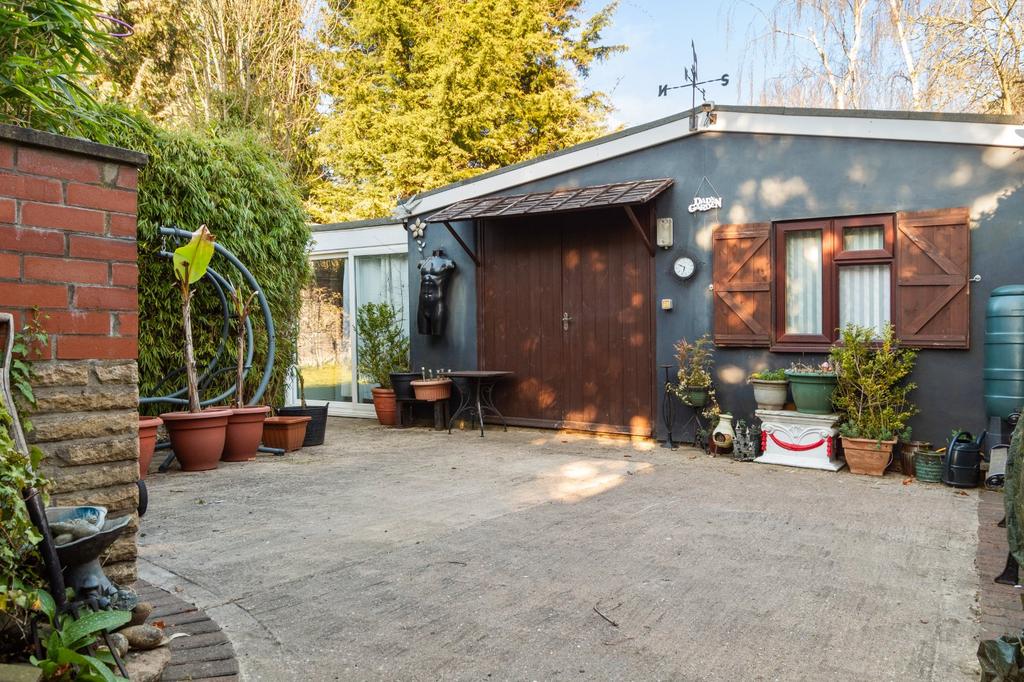 Outbuilding