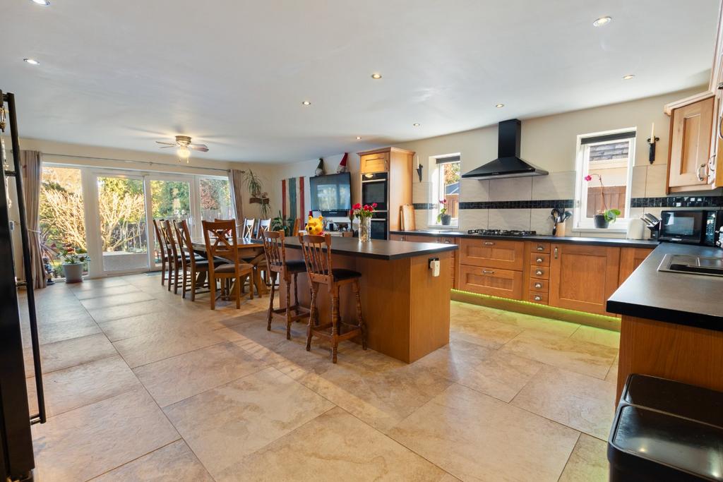 Kitchen Diner