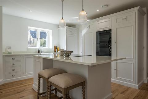 undefined, Church Road, Milton Under Wychwood