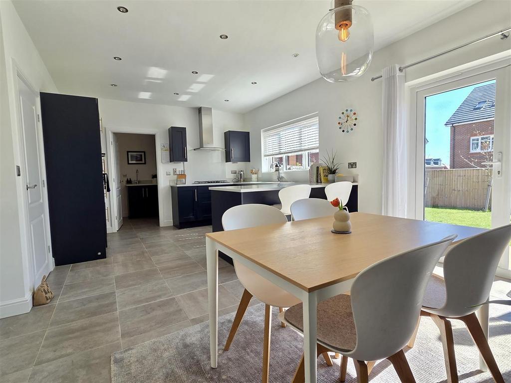 Open plan dining kitchen