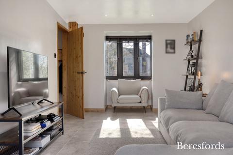 3 bedroom detached house for sale, Chaucer Road, Dunmow, CM6
