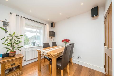 2 bedroom maisonette for sale, Otterburn Gardens, Isleworth TW7