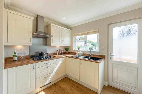 2 bedroom park home for sale, Clacton-on-Sea, Essex, CO16