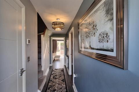 4 bedroom semi-detached house for sale, Burnham Road, Wythall