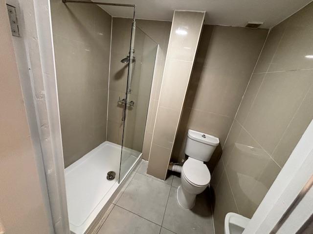 Room E's Ensuite
