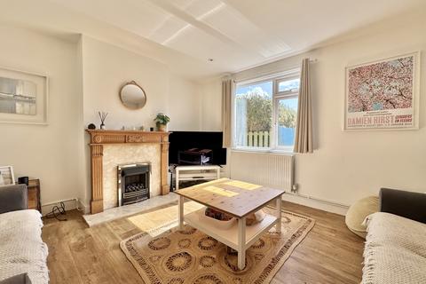 15 Alan Road, Padstow, PL28 8DS