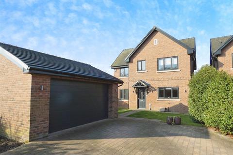 4 bedroom detached house for sale, Swain Drive, Winterley, Sandbach