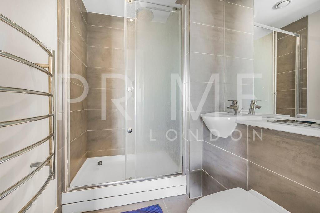 Bathroom2 (7).jpg