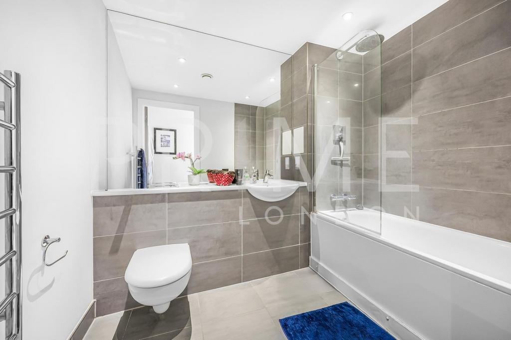 Bathroom1 (8).jpg