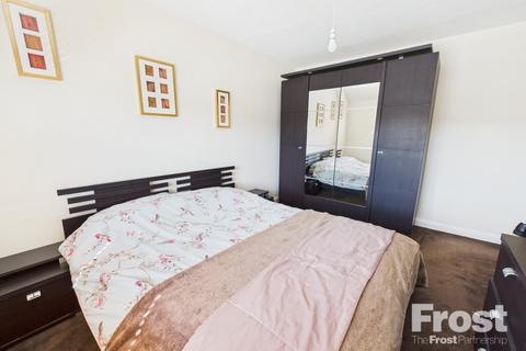 29 Randolph Road, Langley, Slough, SL3 7QF