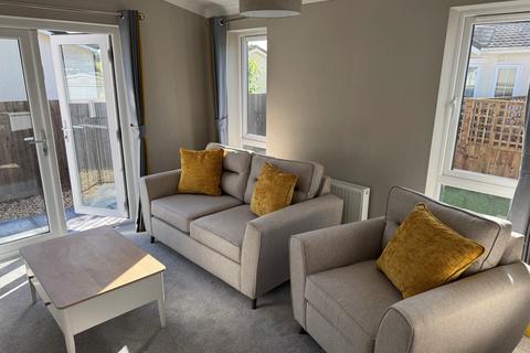 2 bedroom park home for sale, Slough, Berkshire, SL3