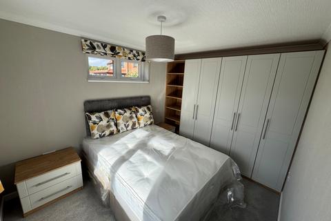 2 bedroom park home for sale, Slough, Berkshire, SL3