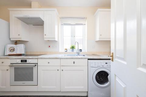 84 Bristol South End, Bristol, BS3 5BJ