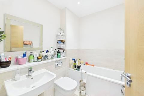 3 bedroom semi-detached house for sale, Monarch Street, Buckinghamshire HP18