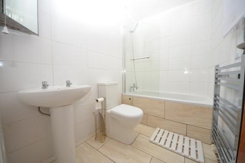 1 bedroom flat to rent, Baly House, Palace Road, London SW2