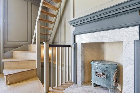 1 bedroom terraced house to rent, Trinity Green, Mile End Road, London, E1