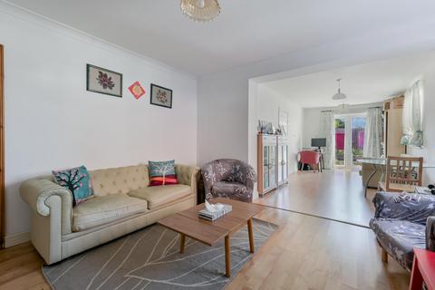 44 Beech Avenue, Brentford, TW8 8NH