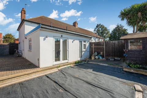 44 Beech Avenue, Brentford, TW8 8NH