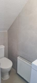 Studio to rent, Orchard Road, Hounslow TW4