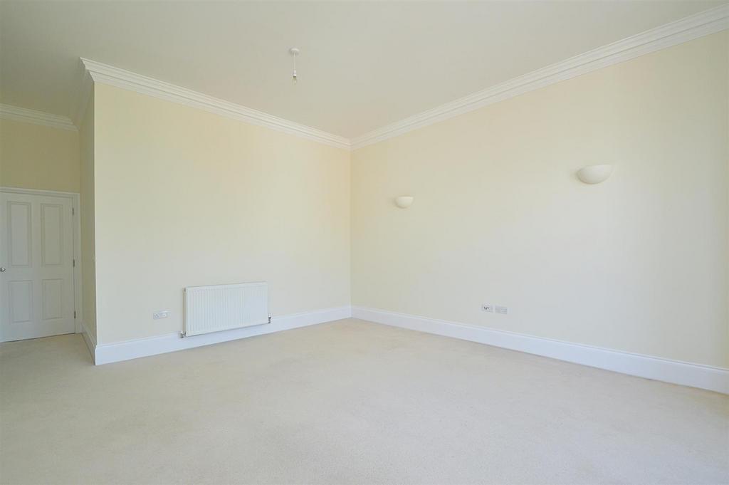 Resized Lounge3.jpg