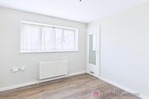 121 Carters Mead, Harlow, CM17 9ET