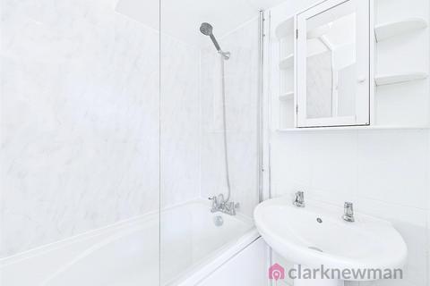 121 Carters Mead, Harlow, CM17 9ET