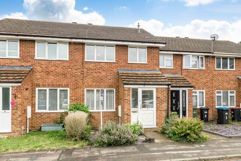 Petersham Close, Newport Pagnell MK16