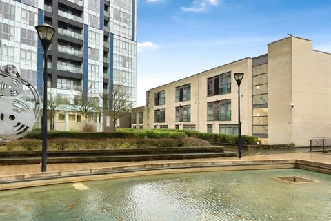 2 bedroom flat for sale, Cotterells, Hemel Hempstead HP1
