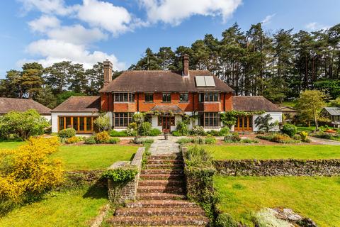 5 bedroom detached house for sale, Jumps Road, Churt, Farnham, Surrey, GU10