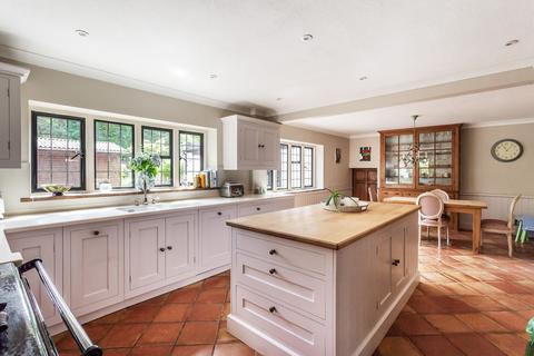 5 bedroom detached house for sale, Jumps Road, Churt, Farnham, Surrey, GU10