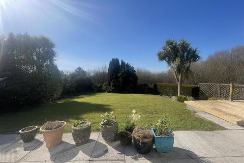 3 bedroom detached bungalow for sale, Millfields Close, Kilgetty
