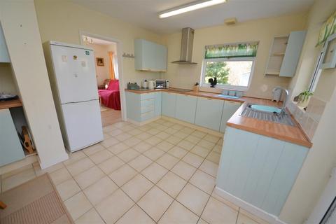 46 Millfields Close, Kilgetty, SA68 0SA