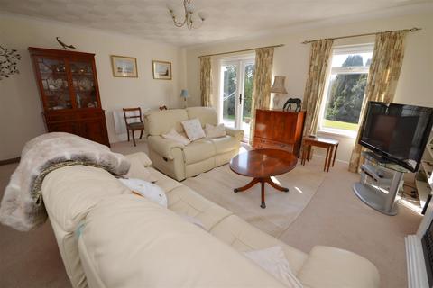 46 Millfields Close, Kilgetty, SA68 0SA