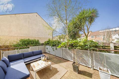 Flat 3, 101 Christchurch Road, London, SW19 2FE
