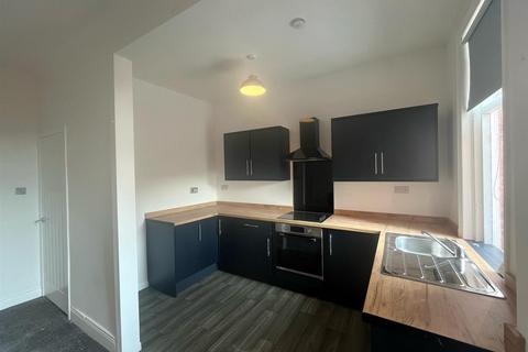1 bedroom flat to rent, Ravensworth Terrace, South Shields
