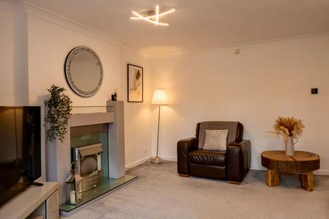 4 Alder Drive, Stalybridge, SK15 3GH