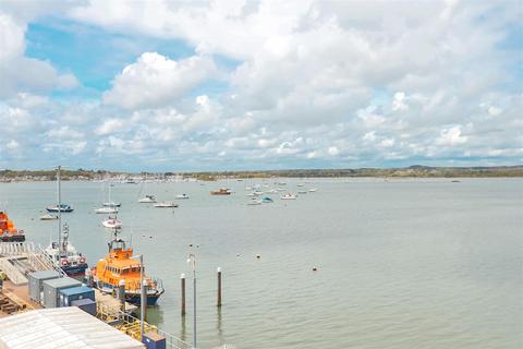 undefined, Lifeboat Quay, Poole