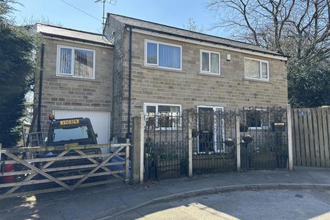 5 bedroom detached house for sale, Benn Gardens, Bradford BD14