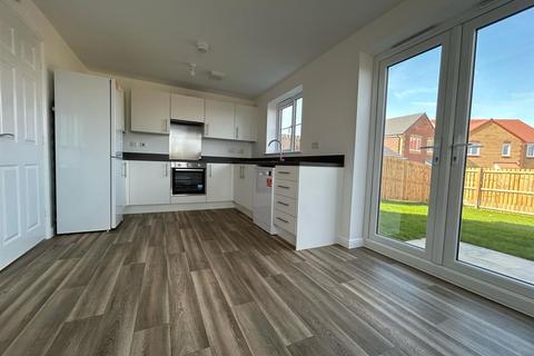 4 bedroom detached house to rent, Calverley Crescent, Bradford, BD4