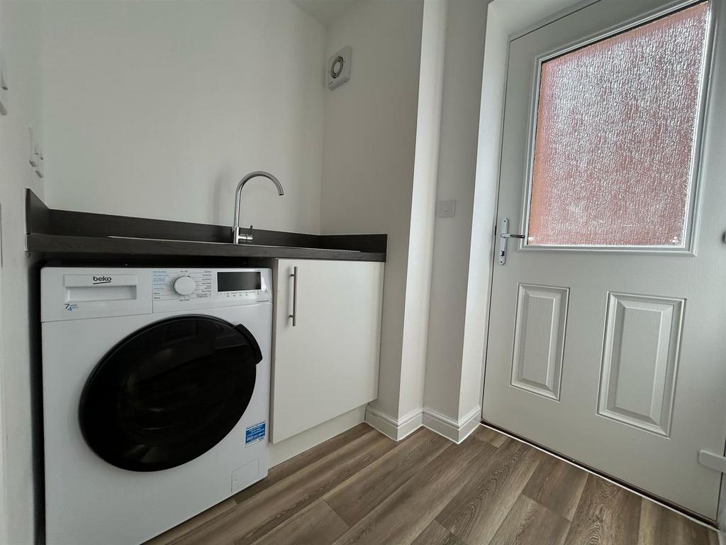 Utility Room.jpg