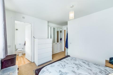 3 bedroom detached house to rent, Slough SL3