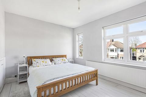 3 bedroom end of terrace house for sale, Whitton Dene, Whitton, Hounslow, TW3