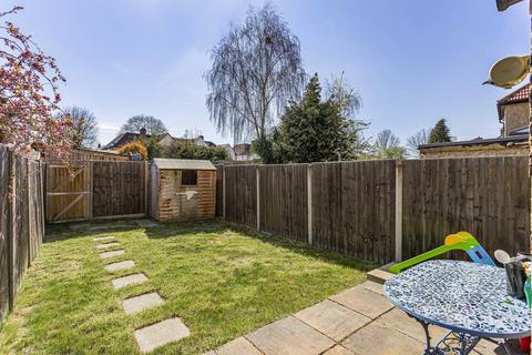3 bedroom end of terrace house for sale, Whitton Dene, Whitton, Hounslow, TW3
