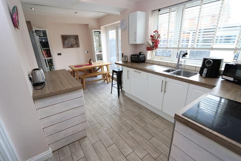 4 bedroom semi-detached house for sale, Willoughby Drive, Whitley Lodge, Whitley Bay, NE26 3DY