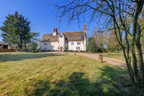 4 bedroom farm house for sale, Becks Green Lane, Beccles NR34