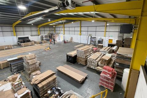 Industrial unit to rent, Unit 28, Bergen Way, Sutton Fields Industrial Estate, Hull, East Yorkshire, HU7 0YQ