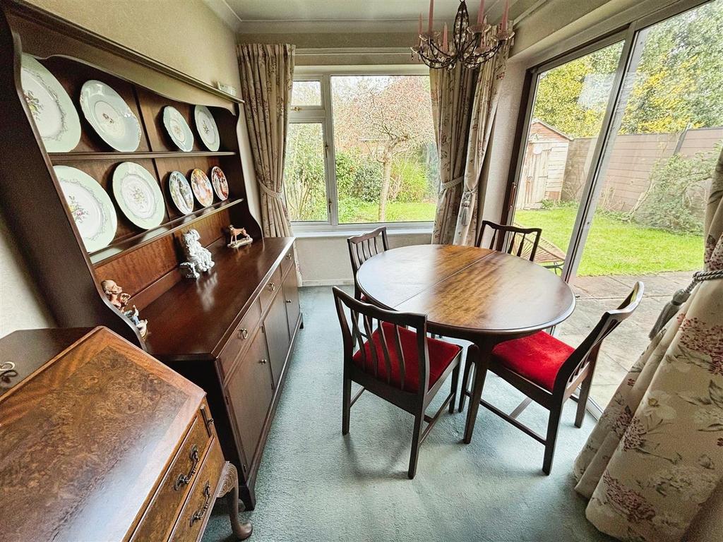 Dining Room .jpg