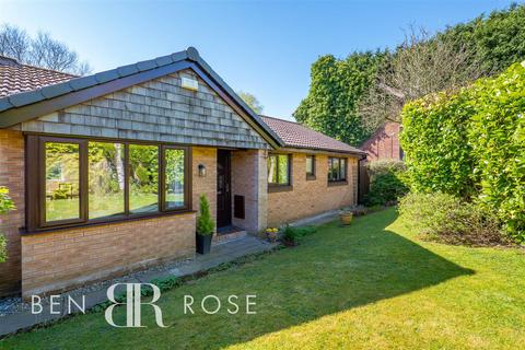 9 Birch Field, Clayton Le Woods, Chorley, PR6 7RE