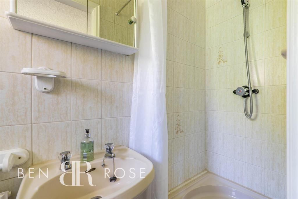 Master Ensuite